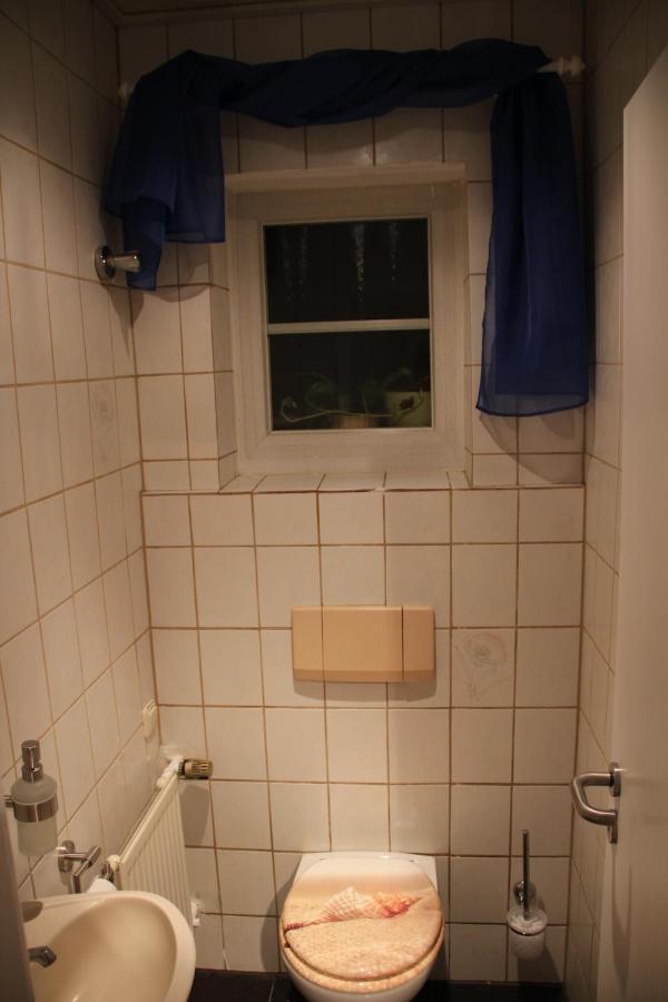 Ferienwohnung Mit 4 Schlafzimmer Fuer 2 Bis 9 Gaeste----Apartment With 4 Bedrooms For 2 To 9 Guests Nürnberg Dış mekan fotoğraf